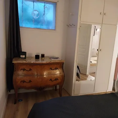 Maison Quai De La Fontaine Parking Дом отдыха *