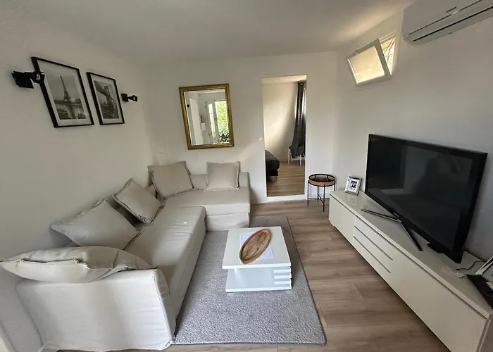 Maison Quai De La Fontaine Parking Holiday home