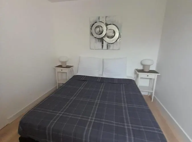 Maison Quai De La Fontaine Parking Holiday home Nimes